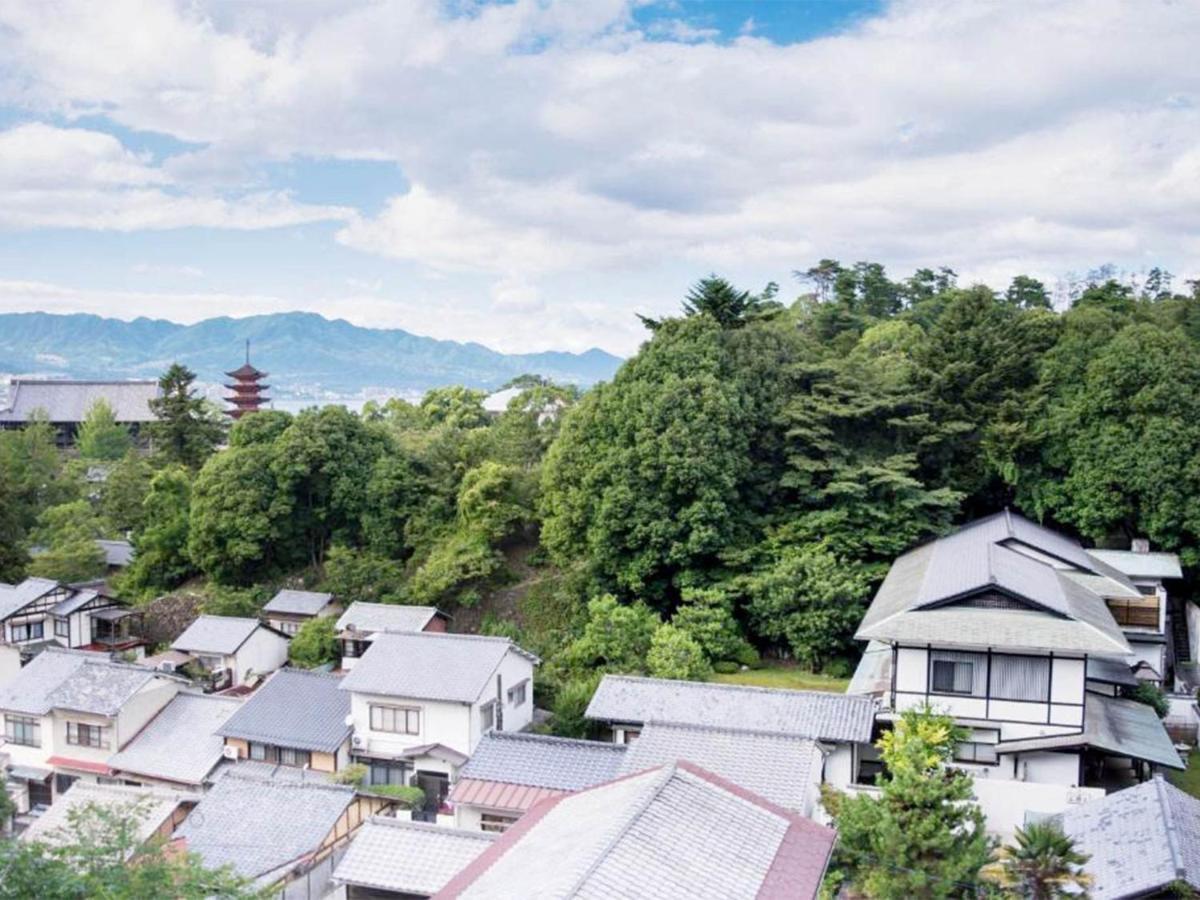 Miyajima Guest House Mikuniya - Vacation Stay 45801V Hatsukaichi Exteriör bild